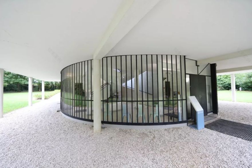 勒·柯布西耶的萨伏伊别墅 | 新建筑五点原则的完美实践-23