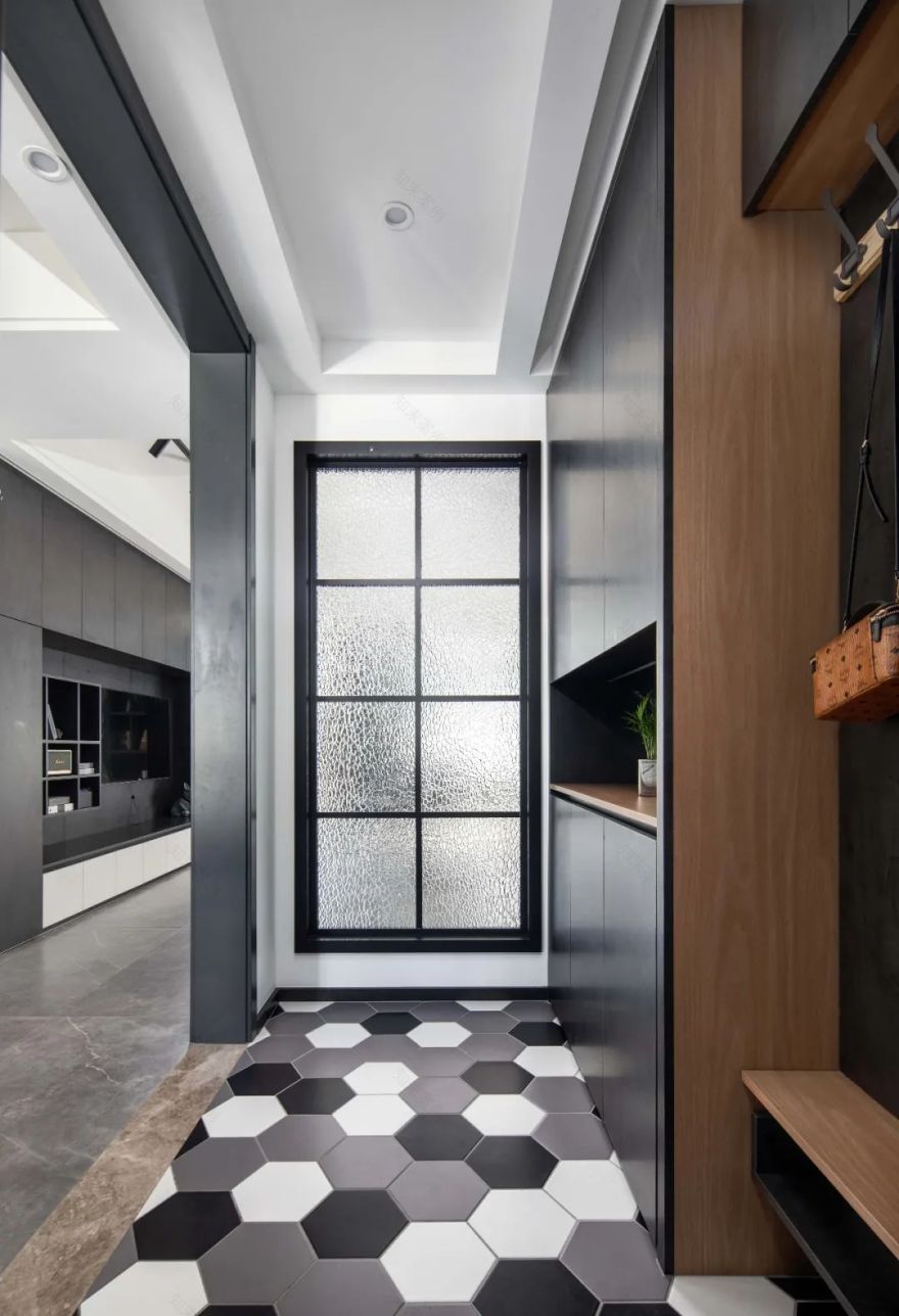 95 后小夫妻的现代生活空间-30