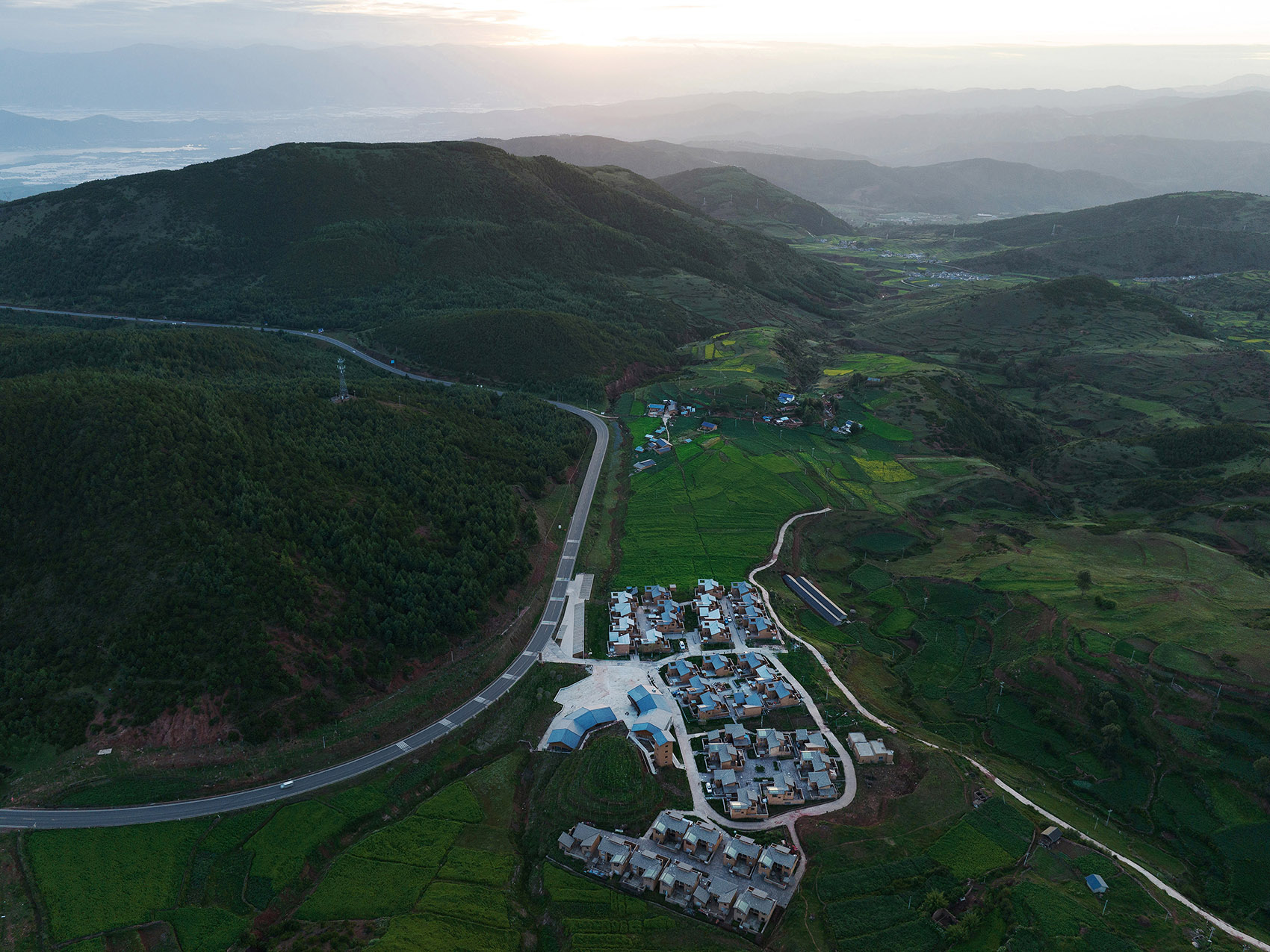 燕麦地安置住区丨中国凉山丨研筑舍建筑设计工作室-13