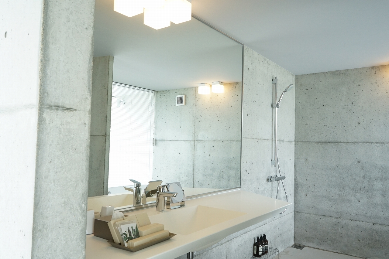 DenPaku The Beachfront MIJORA / Atelier TEKUTO + Amami Design Firm-65