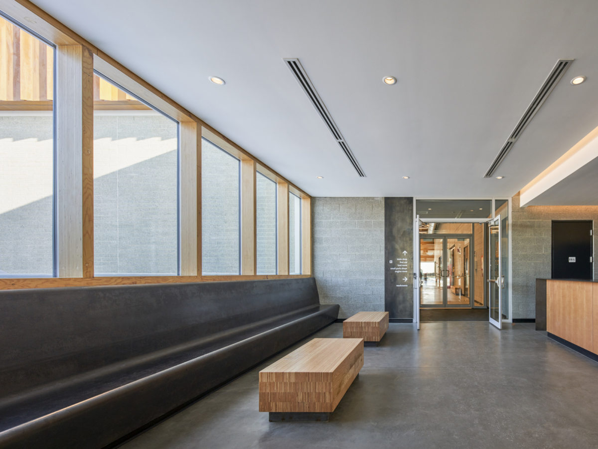 新卡里多尼亚理工学院重型机械培训设施-16