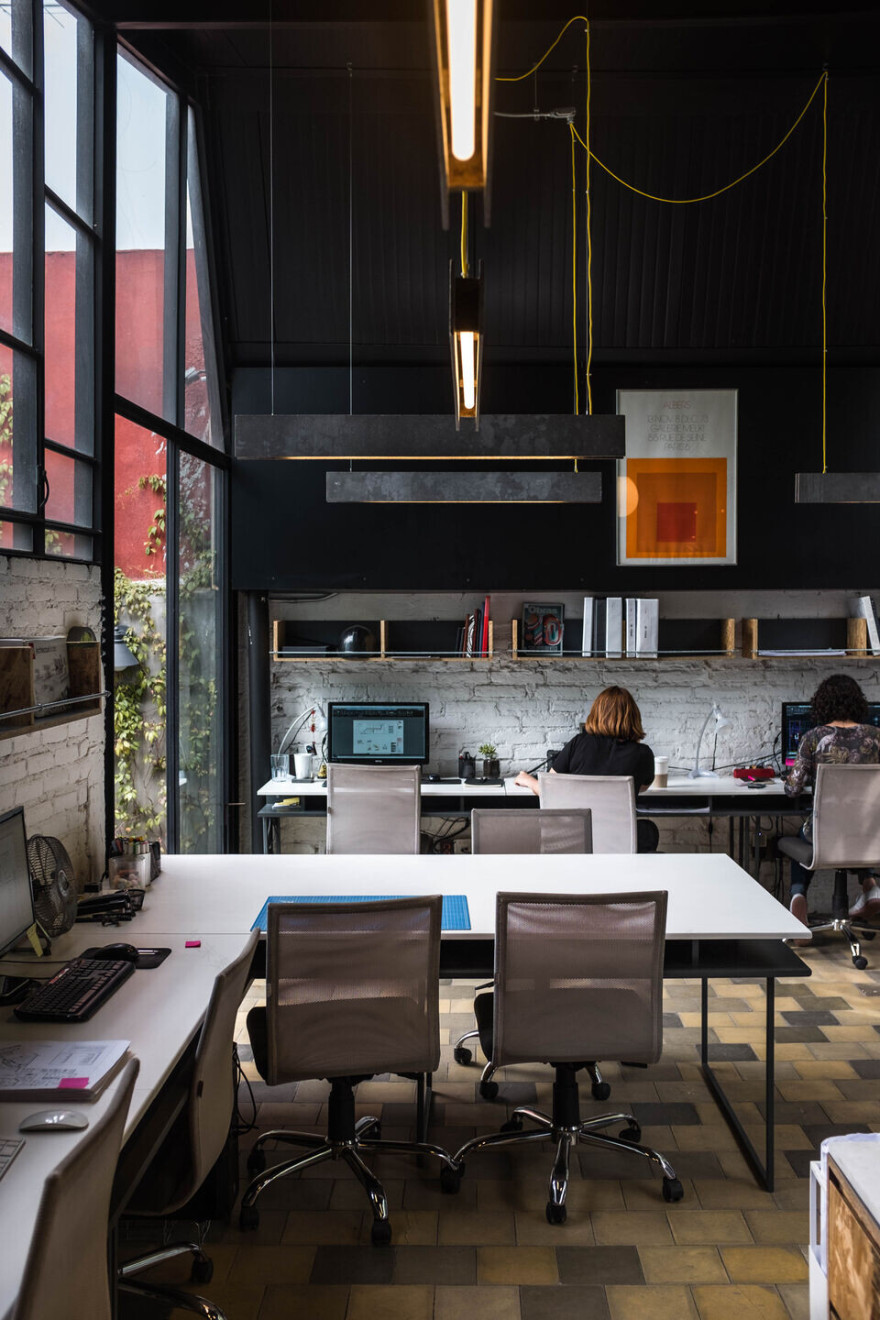 墨西哥城 40 年代老宅变身时尚办公空间-17