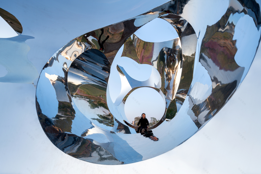 Six Sections / Studio Link-Arc-20