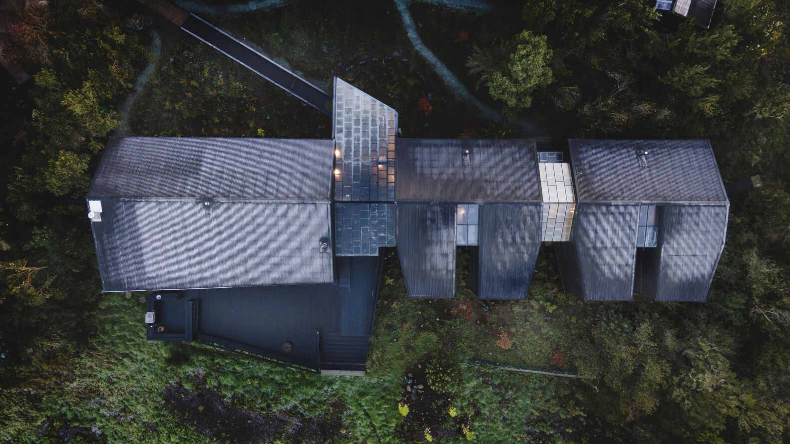 智利 Estancia Rilan 酒店丨奥图萨尔·格鲍尔·阿奎特科斯-13