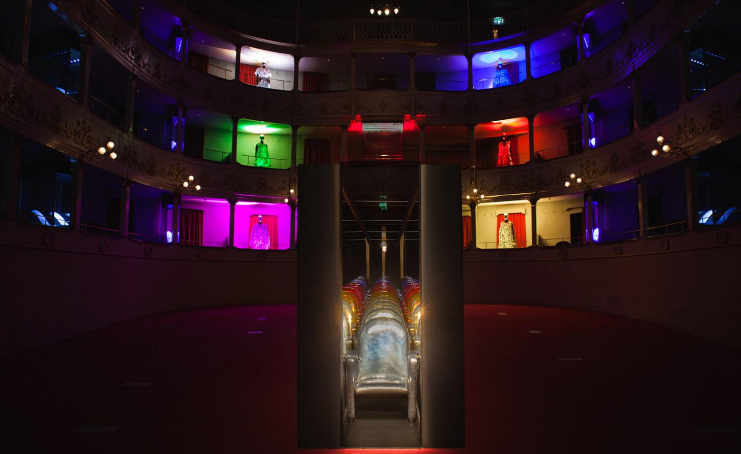 皮蒂 89 届男装盛宴，韩国设计师朱恩-J 的未来主义探索-9