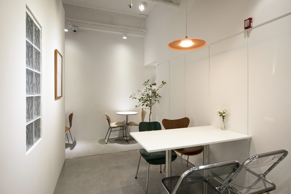 13 平米的精致诺克四季 | 白色与木色调的完美融合-9