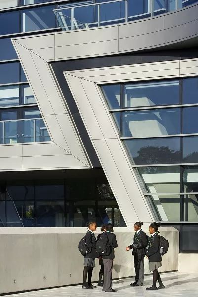 伦敦 ARK 伊芙琳·格雷斯学院——融入社区的共享教育空间-41