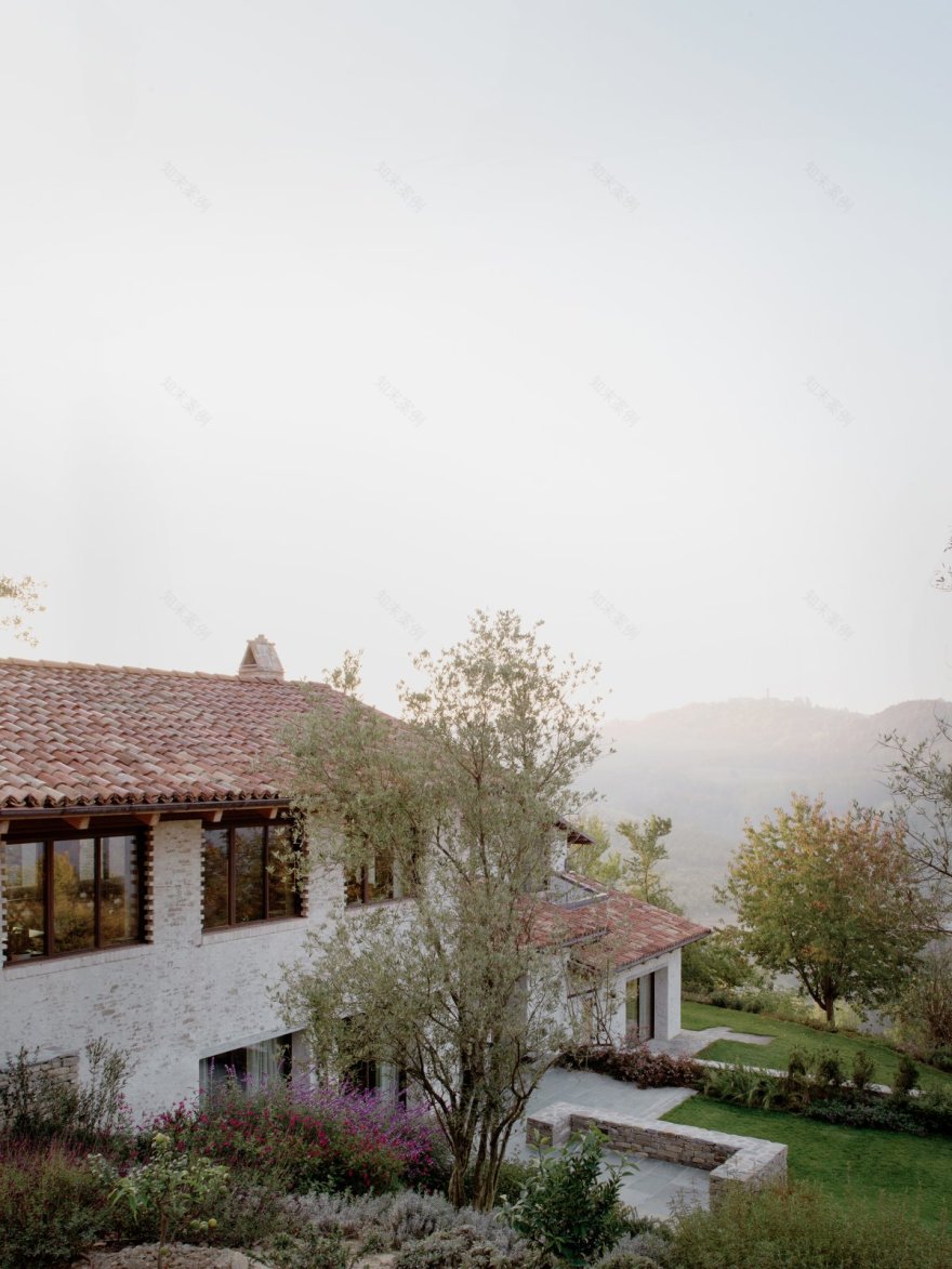 Cascina 住宅丨意大利丨Jonathan Tuckey Designs-1