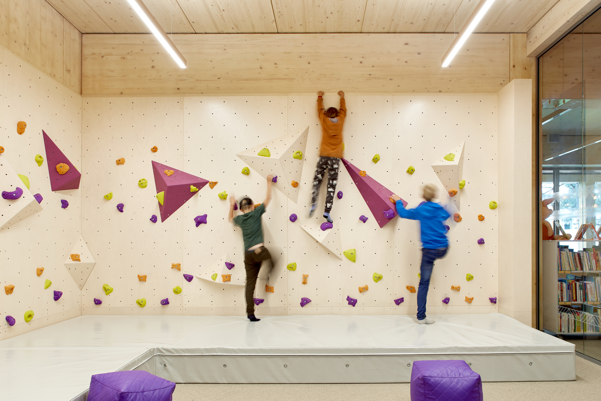 Ogre Central Library and Marriage Registry  / PBR Architects Bureau-41