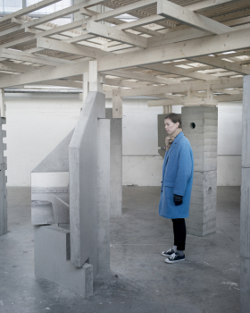 致敬 Oslo Y-building 的临时展览空间