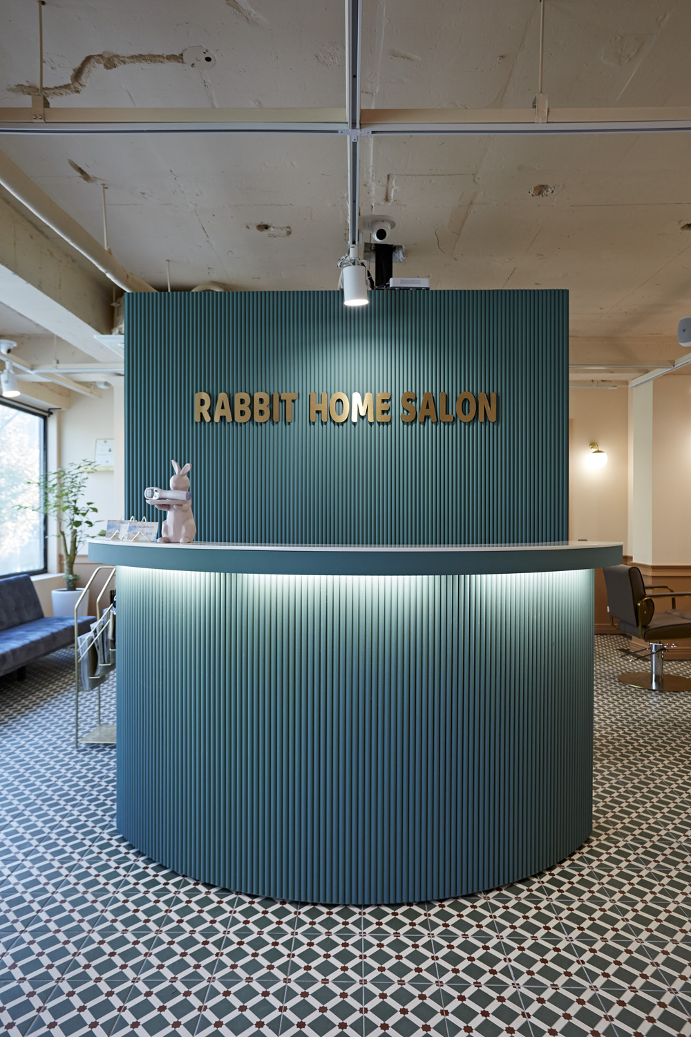 简约复古，33 平米美容室设计展现个性魅力-14