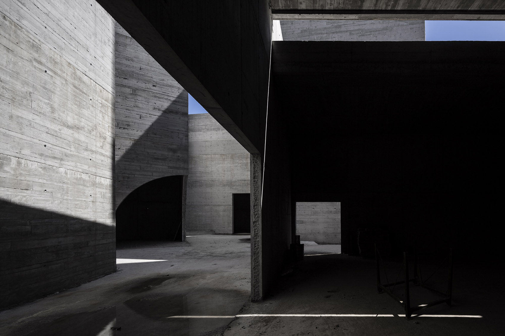 罗马风格艺术展示中心,葡萄牙 / spaceworkers-71