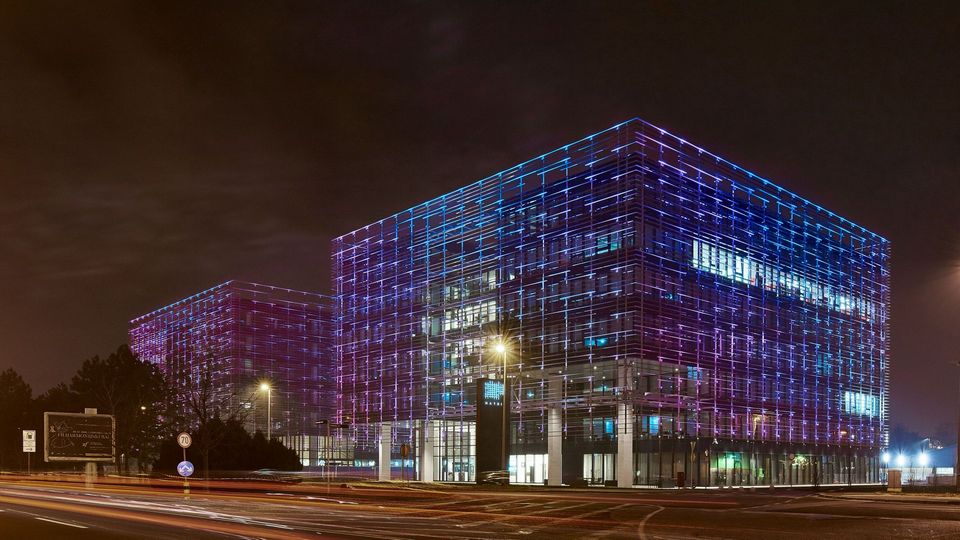 Skira Architectural Lighting 办公空间设计-9