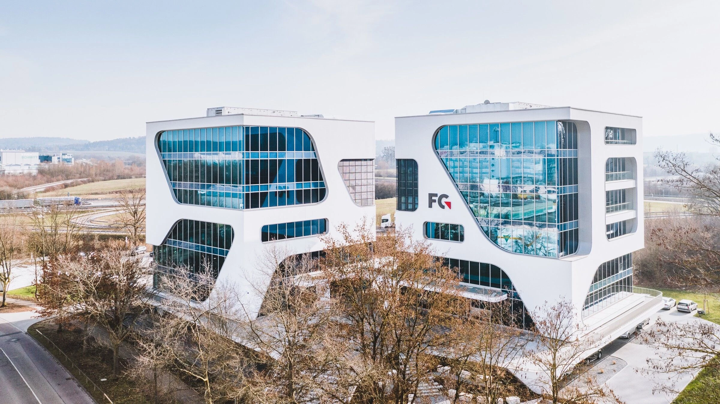 智能玻璃创新办公建筑——3deluxe 打造 FC 校园-25