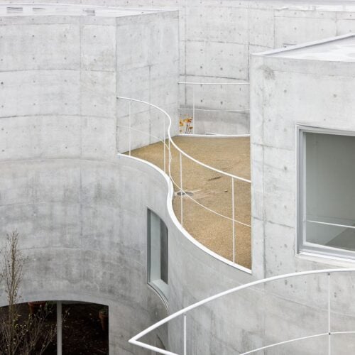 丨日本神奈川丨SANAA（妹岛和世 + 西泽立卫）-28