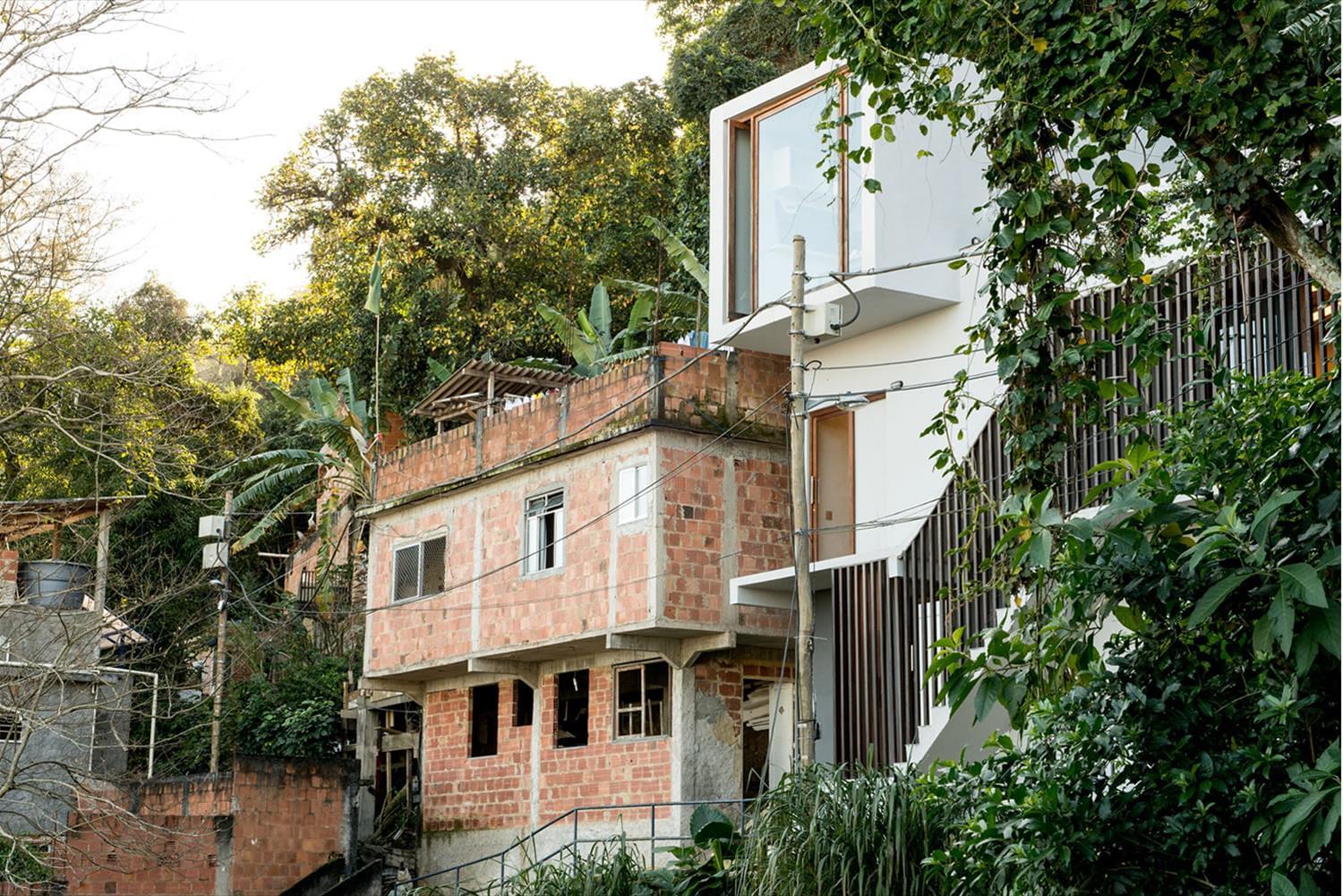 里约热内卢的"巴比伦 1500"画廊 | 巧妙融合自然与现代艺术-3