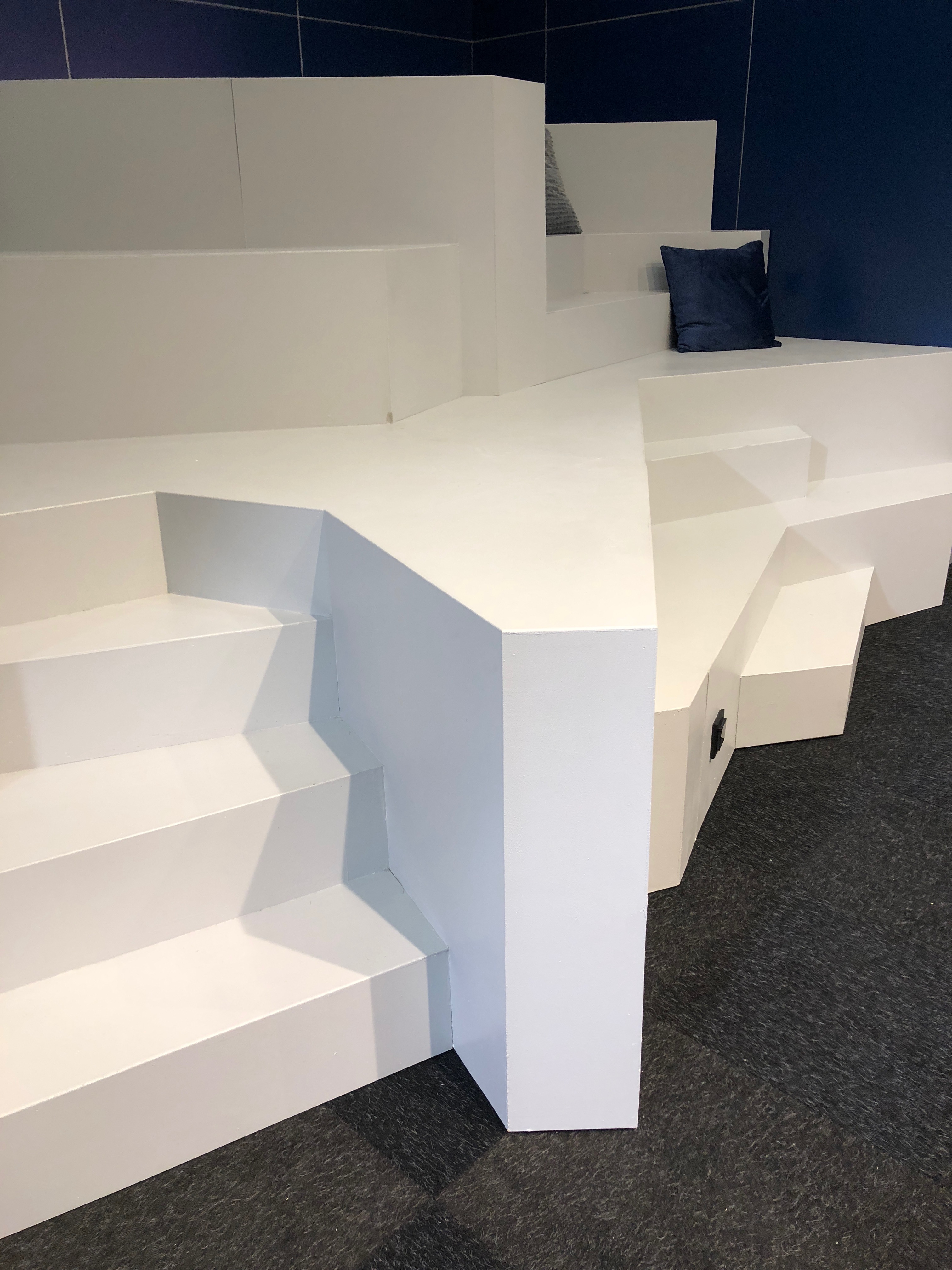 北欧风情助力招生——Umeå University 展览中心设计-15