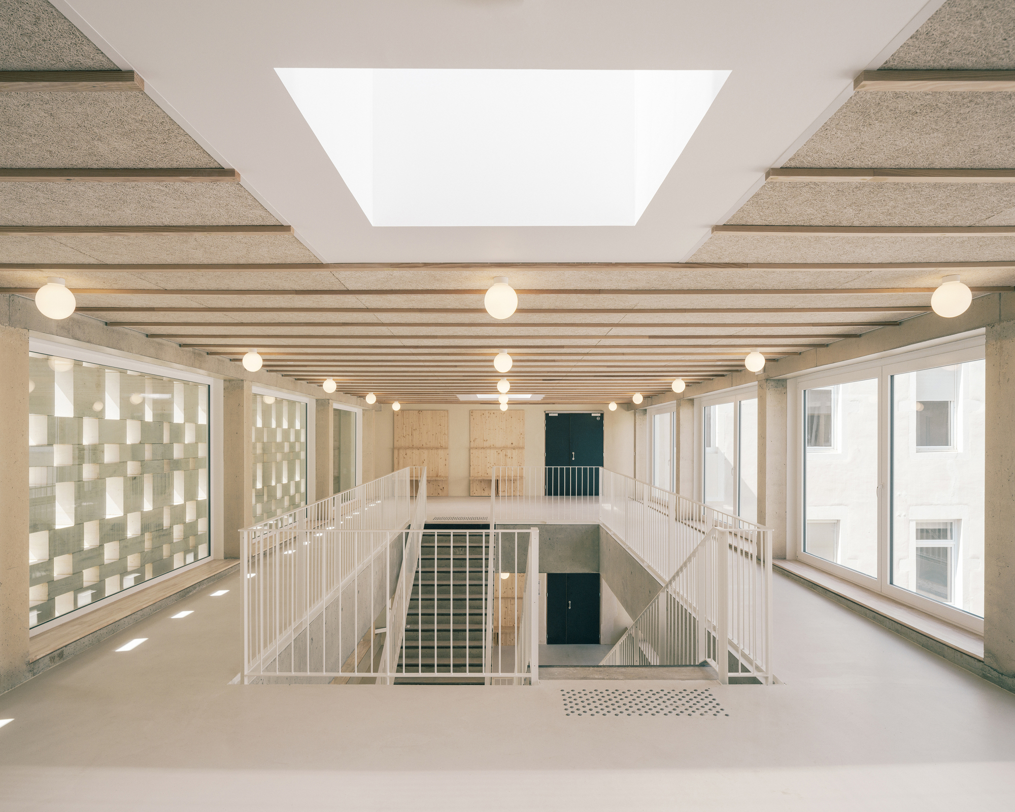 European University Center Refurbishment and Modernization / Agence Vulcano-Gibello-19