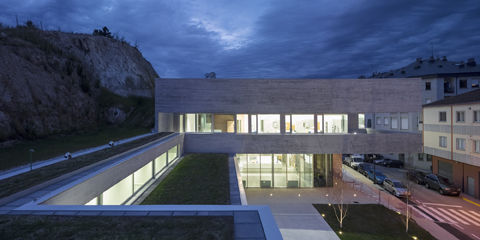 Healthcare Center in Valenzá  IDOM-51