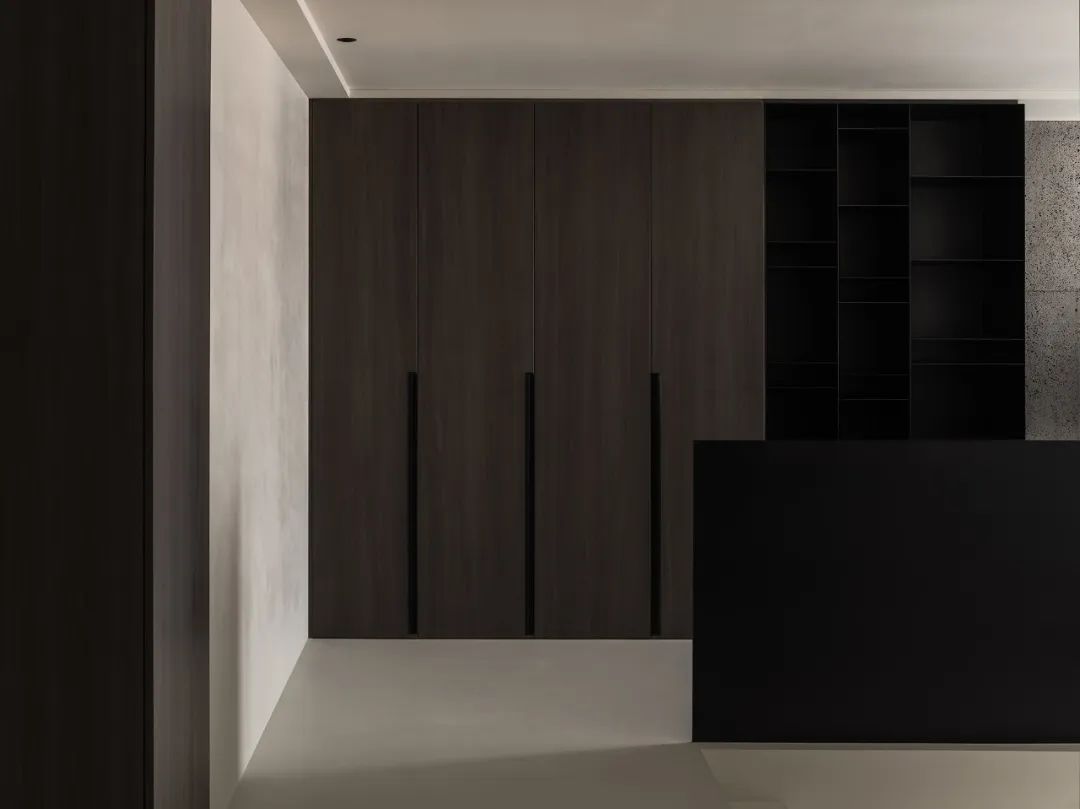 现代极简诗意居所 · 西安浐灞半岛 310㎡顶跃设计丨中国西安丨青马设计-23