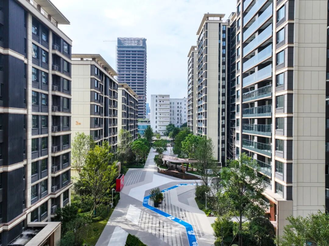 消防登高面未必不能高颜值|成都富临·锦悦府-30