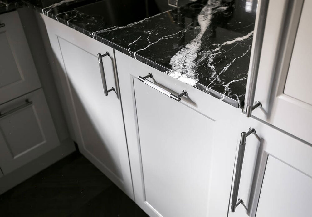 斯德哥尔摩时尚灰调小公寓,巧妙利用走道设计-15