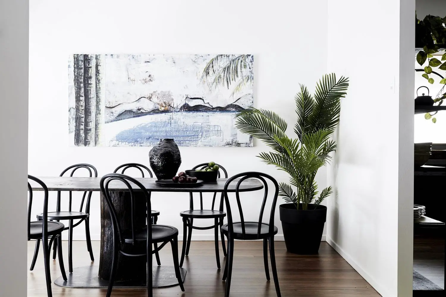 Byron Bay 海滩别墅 | 极简黑白风格设计-3