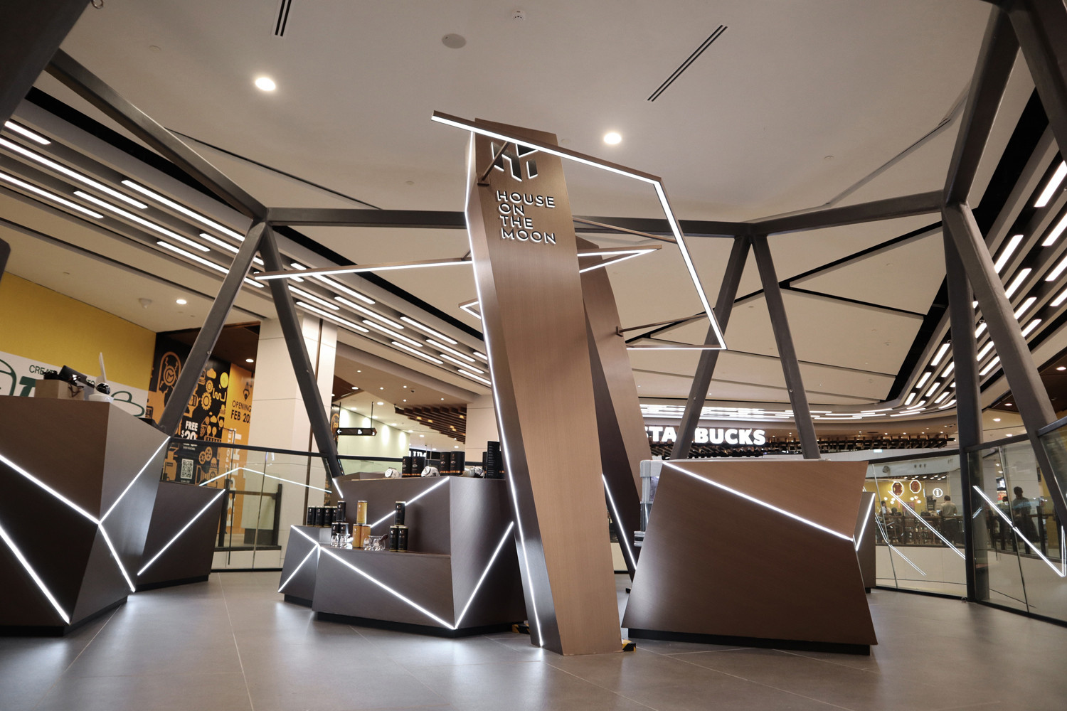 月球上的房子-40