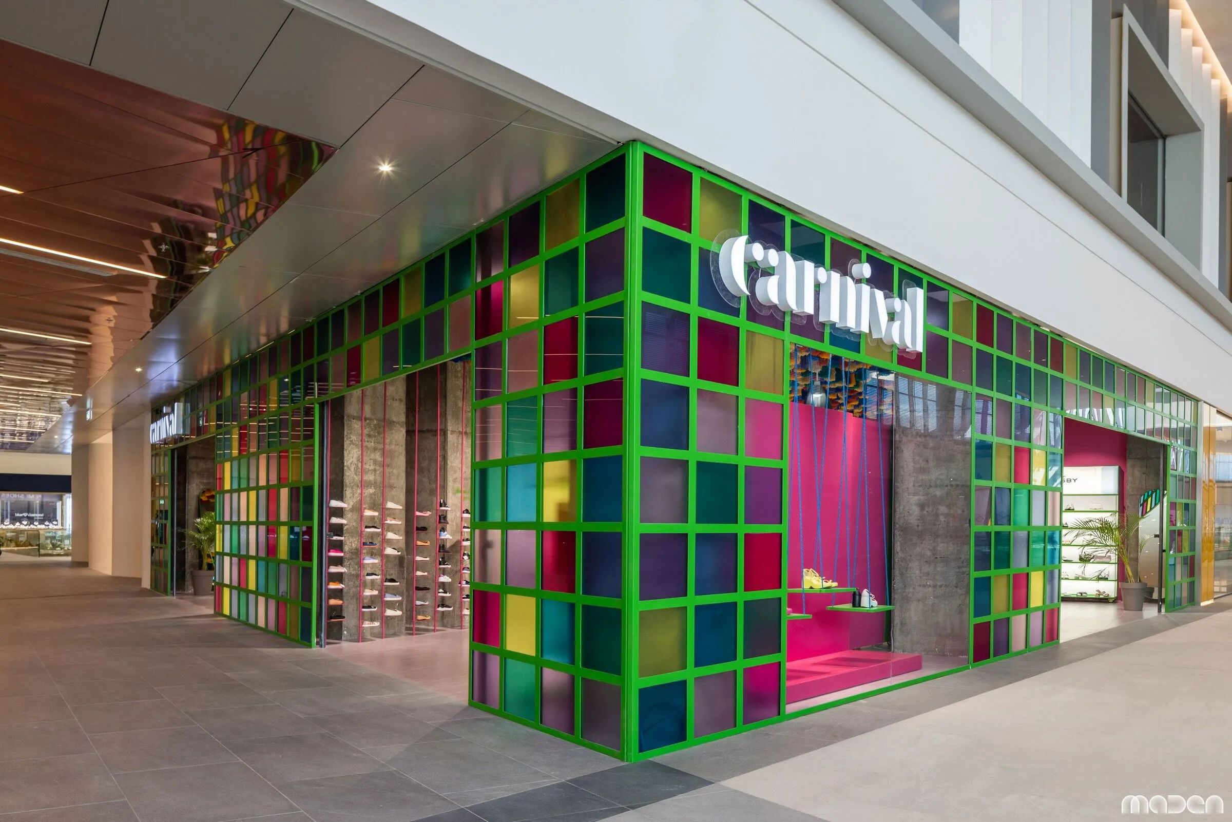 科索沃 Carnival 品牌店丨普里什蒂纳丨Maden Group-2