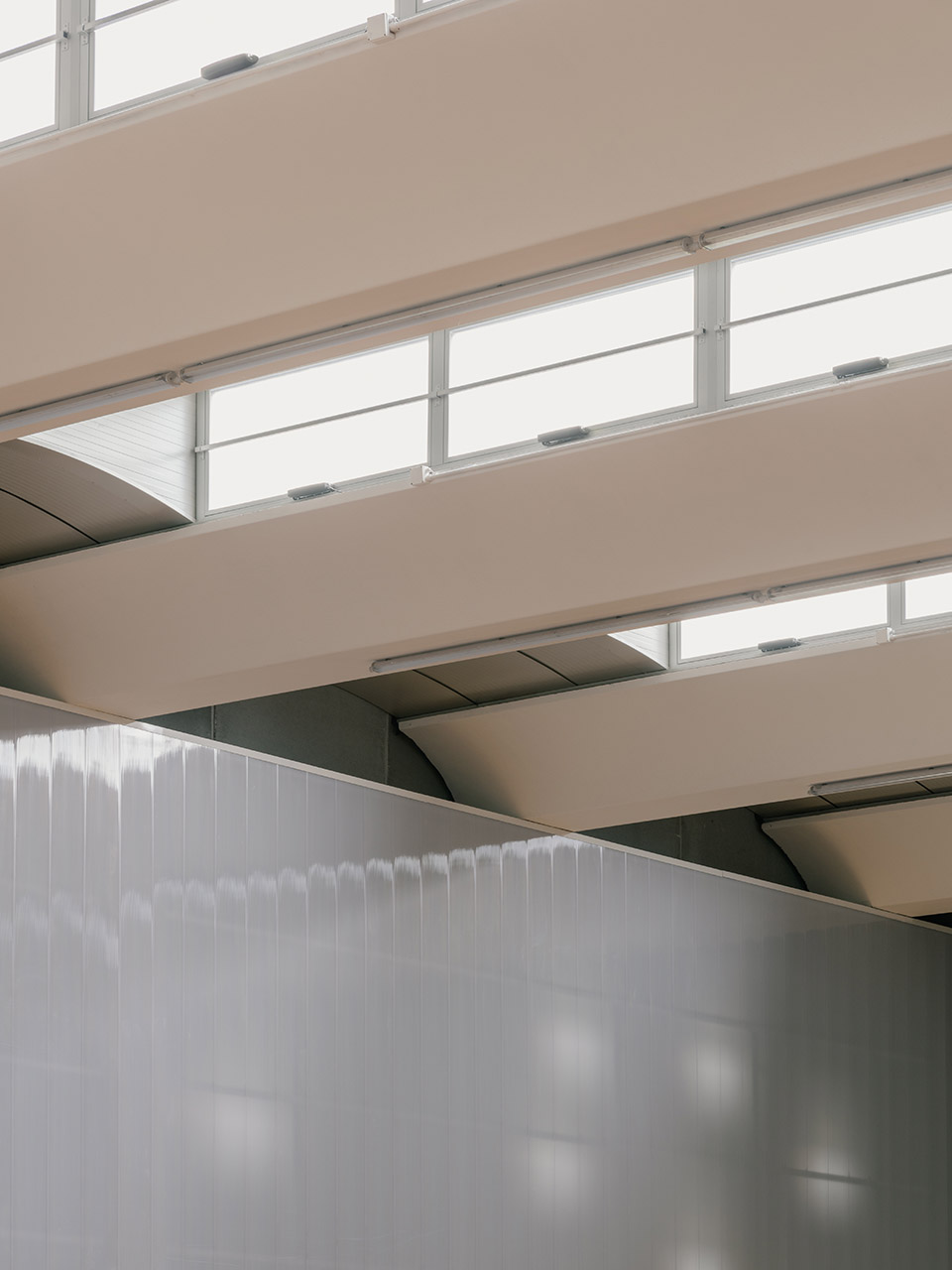 Ostiglia学校体育馆丨意大利丨Archiplan Studio-32