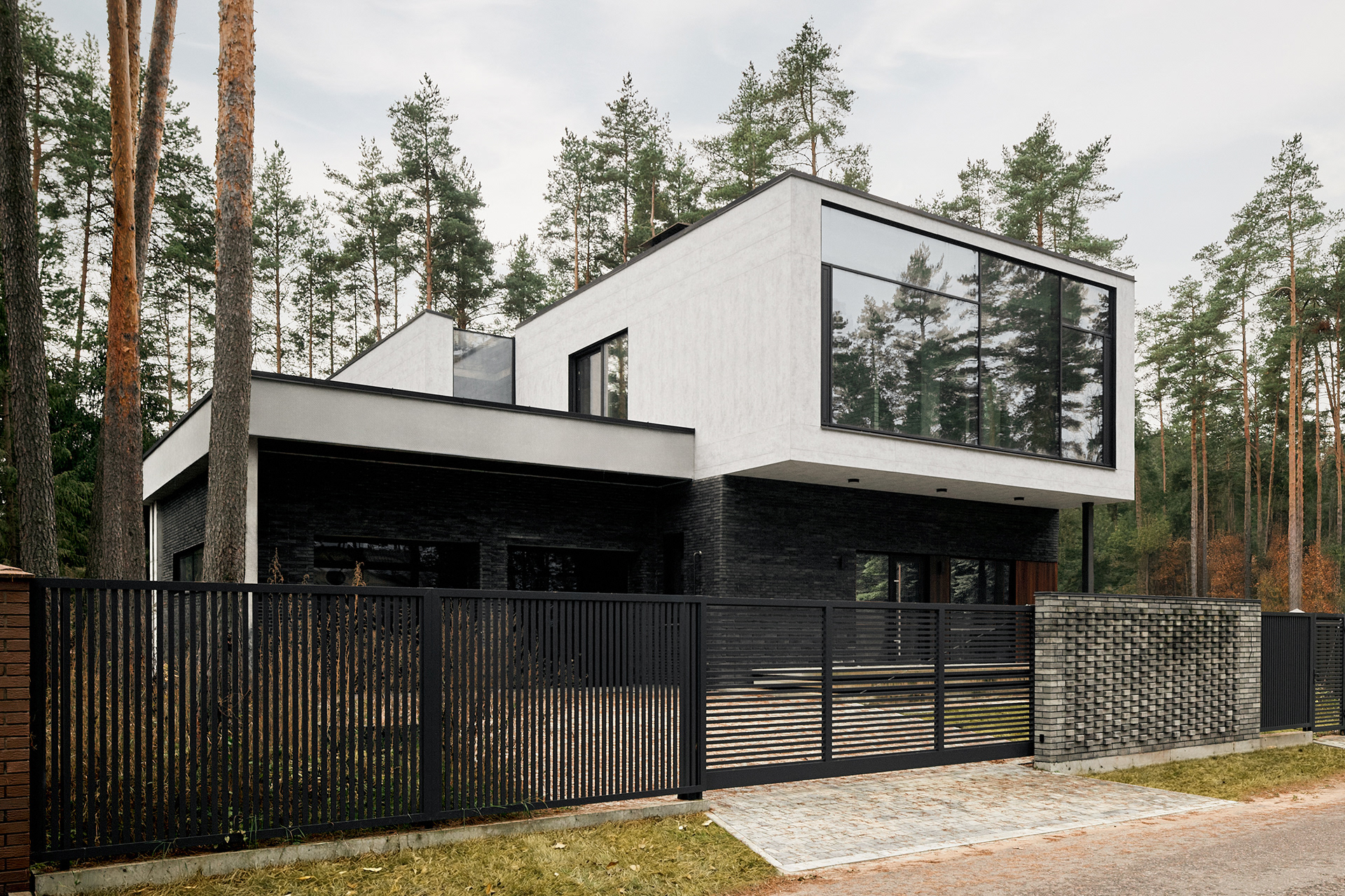 TR 之家（注：TR如果有具体指代含义，需结合实际内容进行更准确翻译，此处因缺乏更多信息，只能按字面直译为TR 之家） 丨俄罗斯特维尔丨ZROBIM architects-10