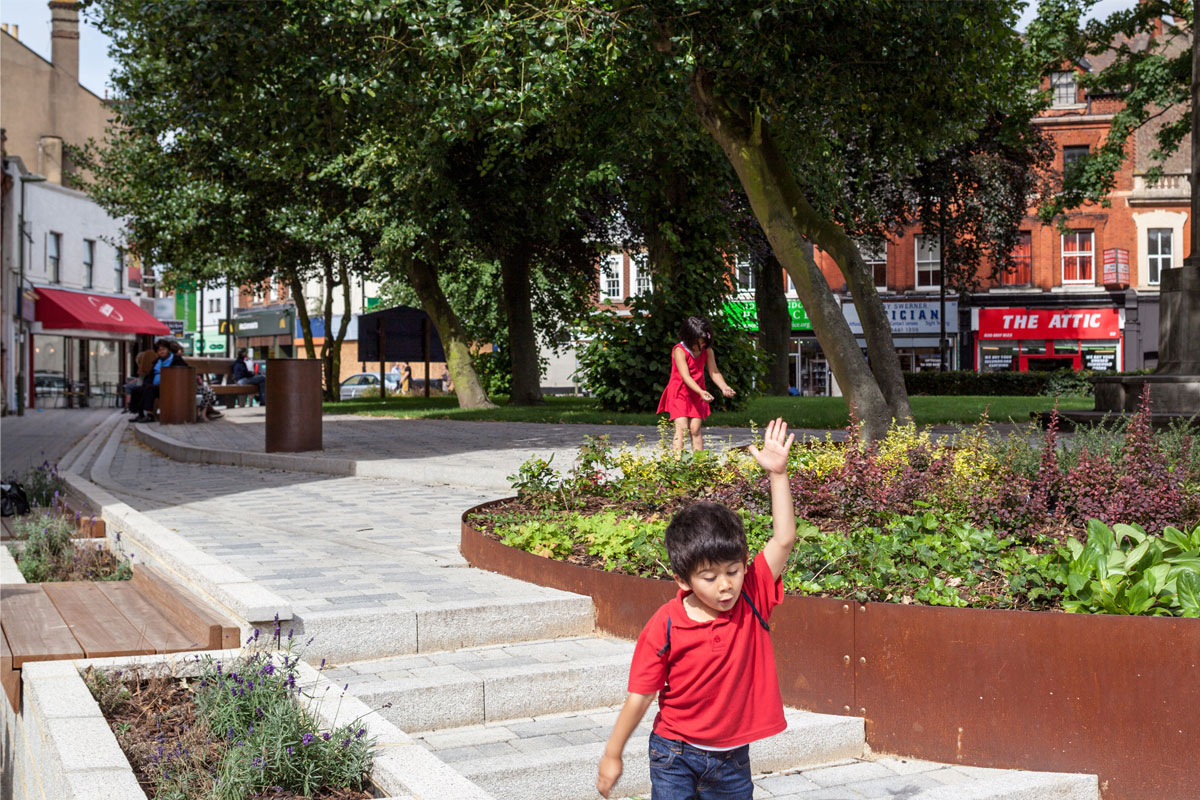 奇平巴尼特教堂花园丨United KingdomLondon丨Metropolitan Workshop-1