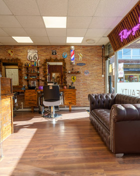 Anastasiya Gushchina丨理发店丨Barbershop & Beauty salon