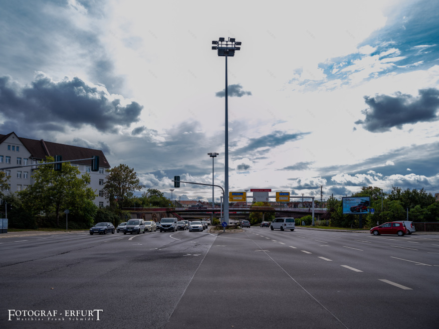 待拆除的行人桥摄影-18