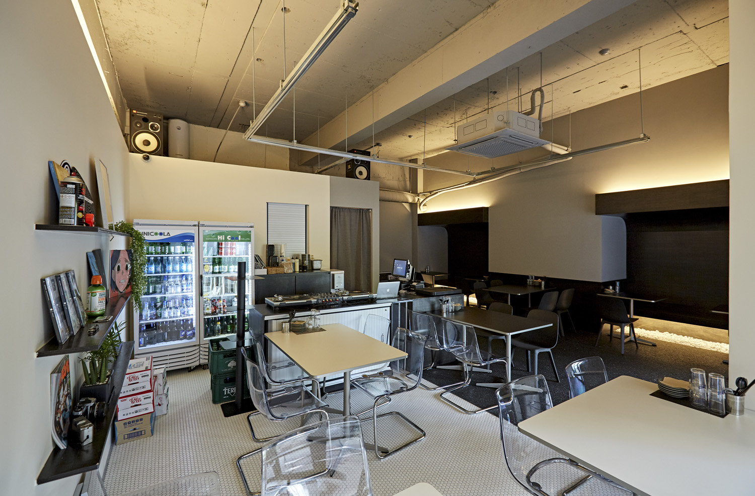 18 坪现代简约餐厅设计，精致美食空间-5