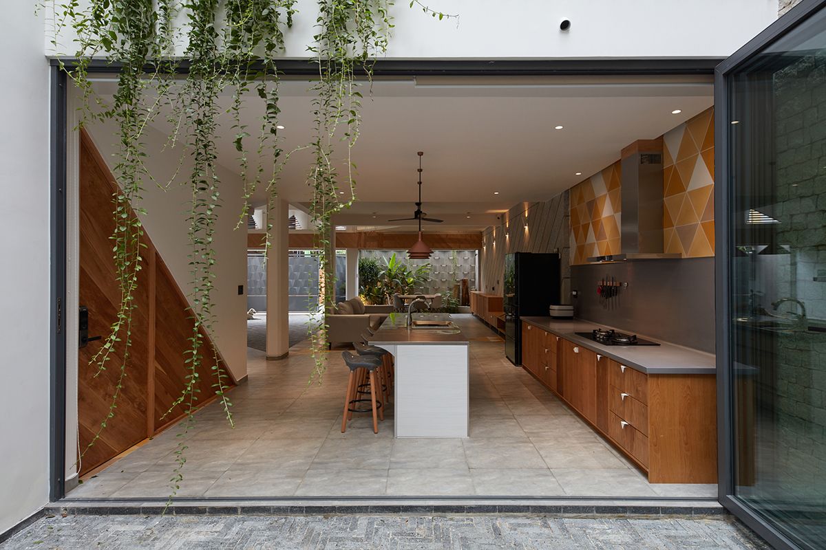 空间魔法师 · 新旧融合的越南特色住宅设计-12