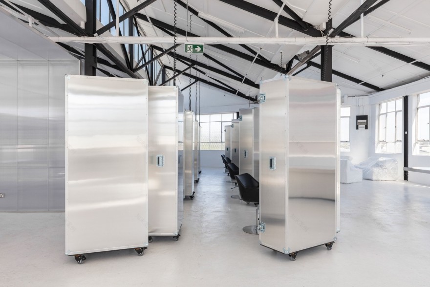 Usfin Atelier: George Livissianis在圣彼得斯的无性别发廊-5