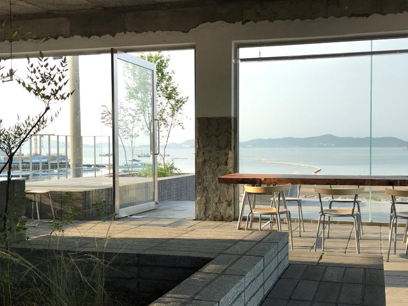 感性空灵的海洋风咖啡厅设计-11