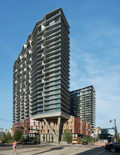 Heron 健康住宅大楼丨美国坦帕丨KPF-0