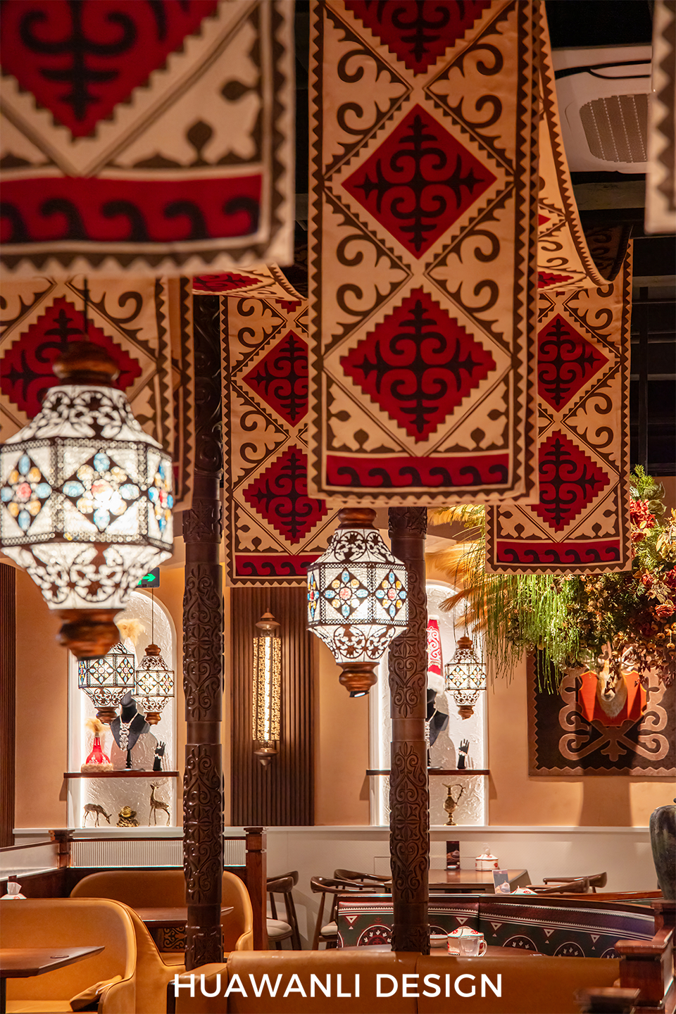 花万里出品 | 顺明新疆风味餐厅全案策划设计-12