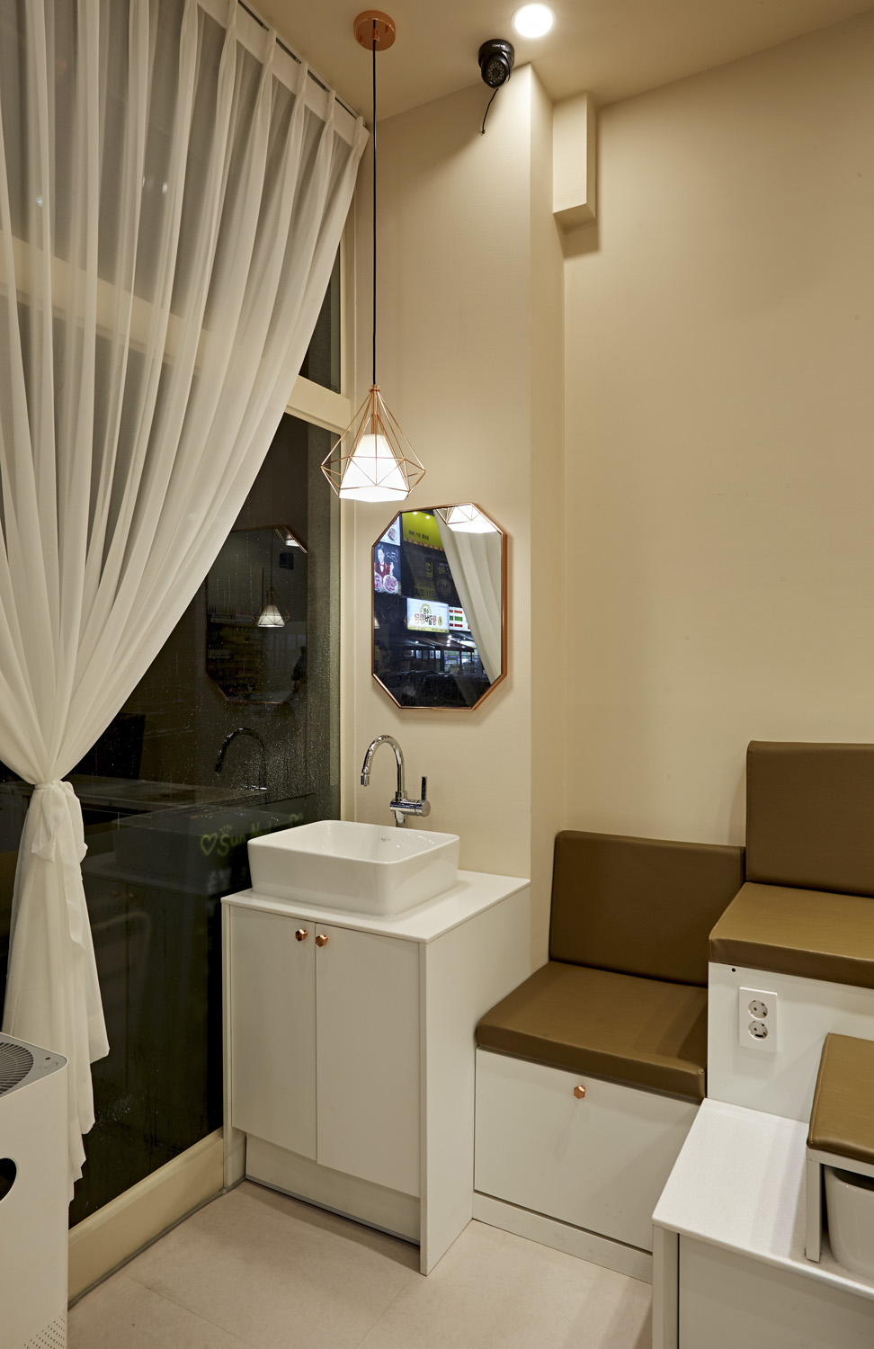 现代简约风小清新店铺设计-12