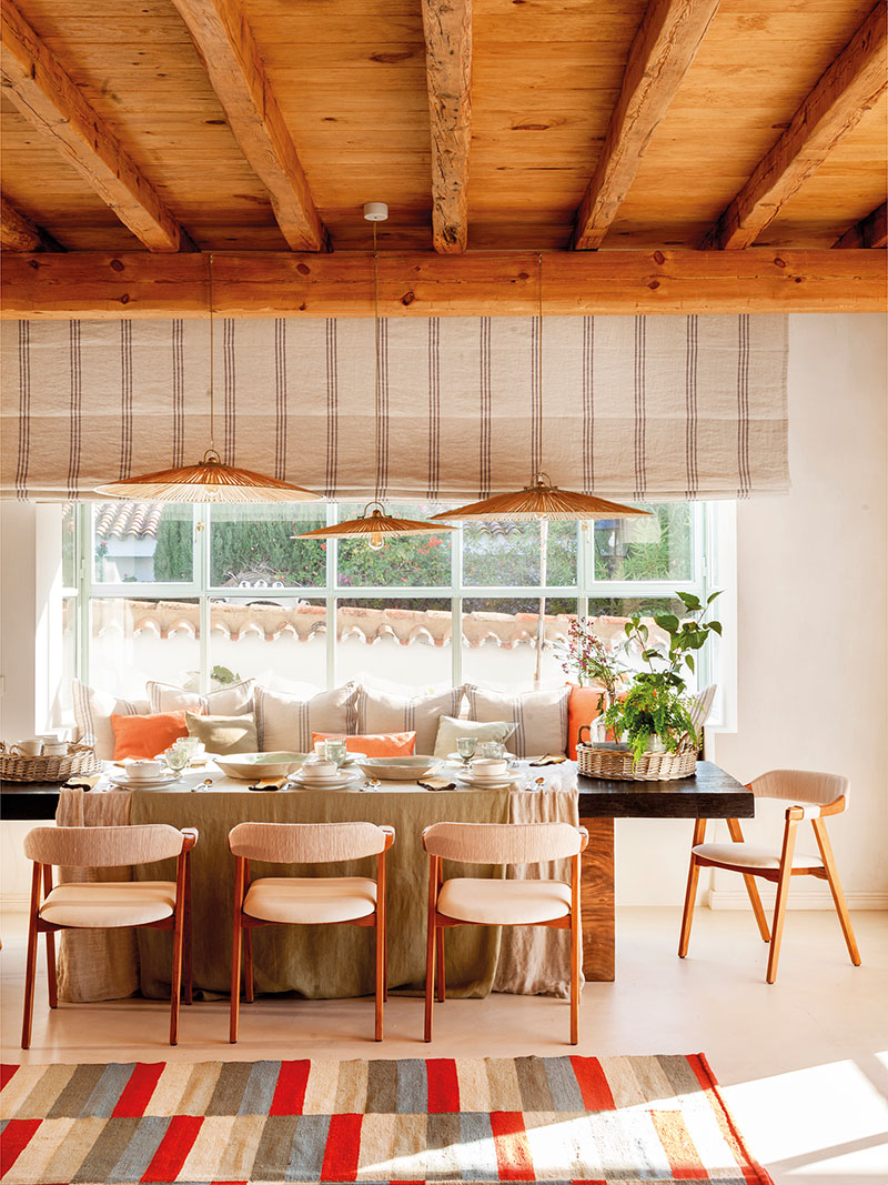 西班牙南部马贝拉泳池别墅 | 室内外和谐共生-8