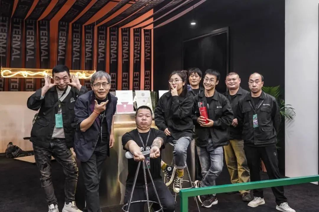 ETERNAL 展厅 · 光影交错的潮酷设计丨中国广州丨此外设计-62