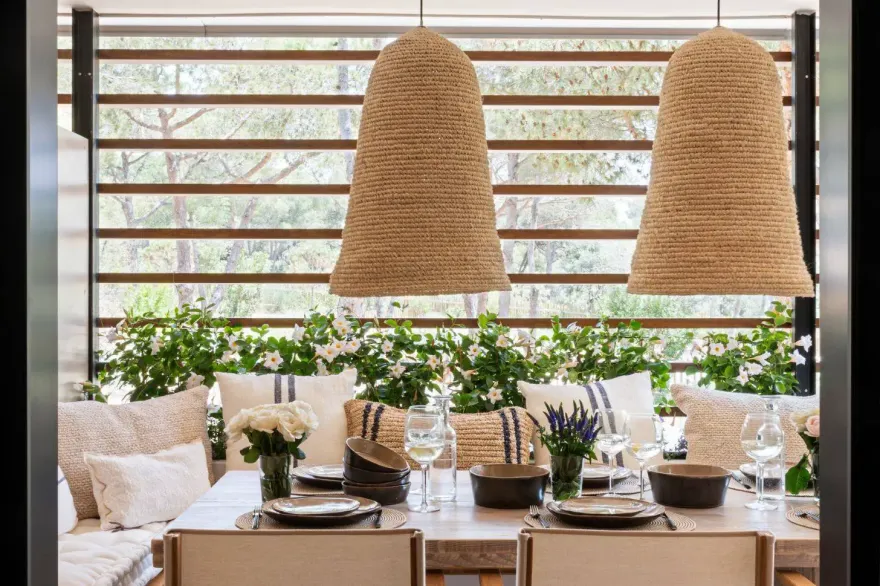 地中海风情新居,西班牙 Costa Brava 的绿意空间-16