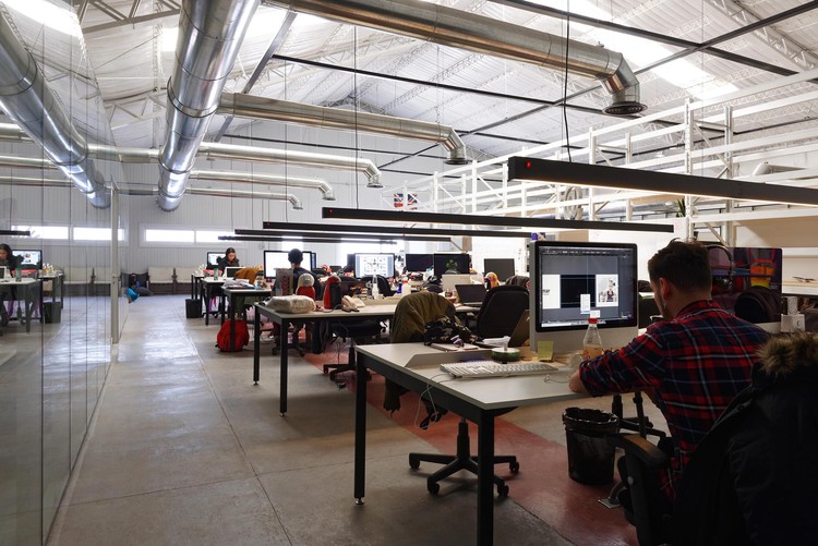 Grupo Sud（旧香水工厂变身高效协作办公空间）-16