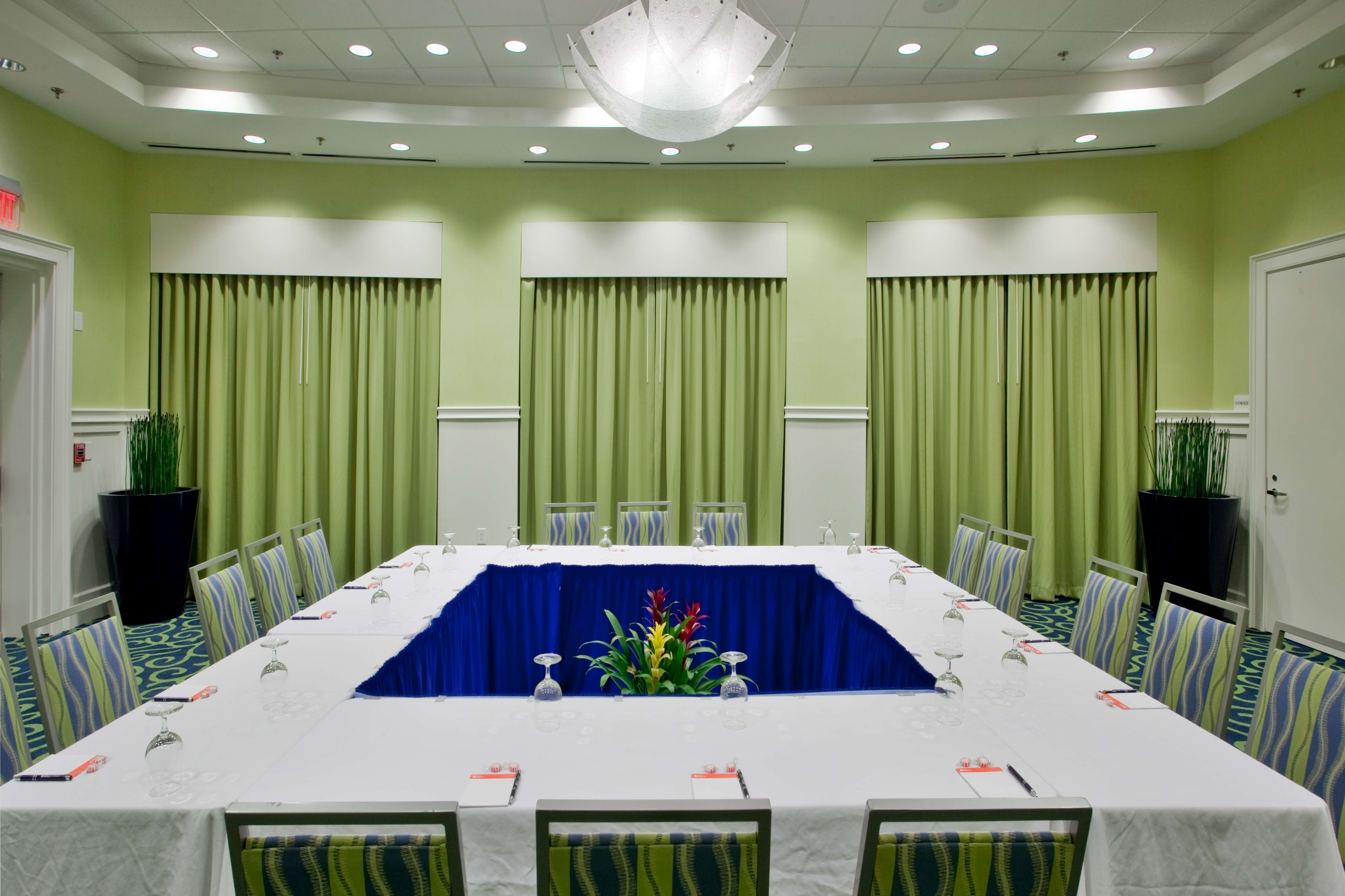 HOTEL INDIGO DURHAM RTP-16