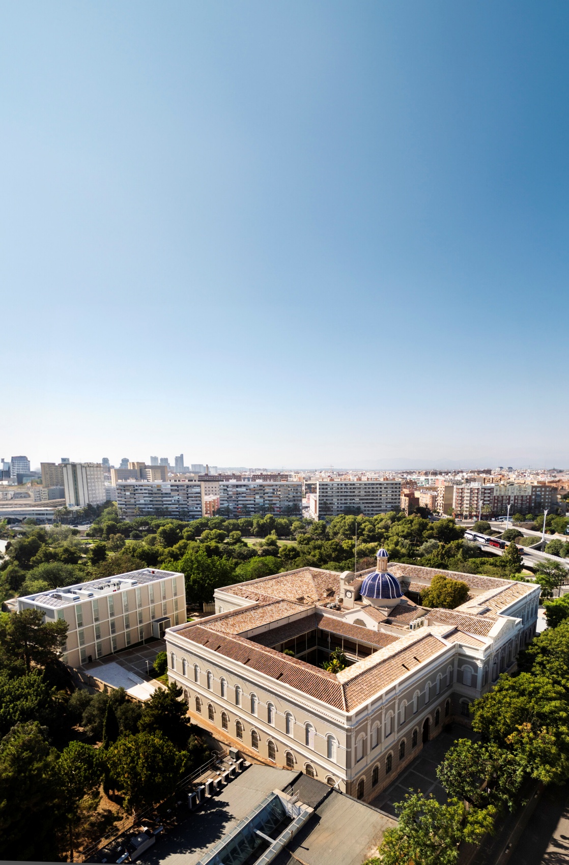 欧洲大学校园丨西班牙丨Ramón Esteve Estudio-23