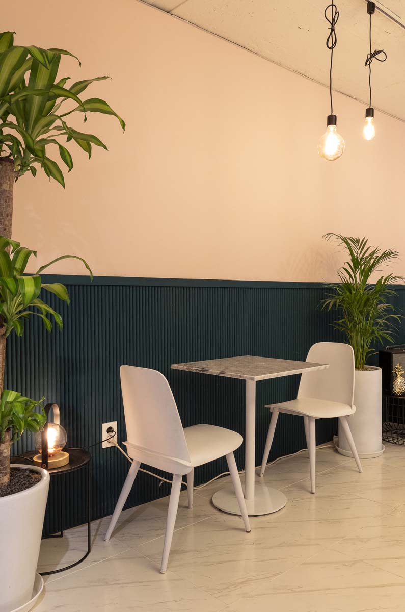 40 平 INS 情感共享校服店设计-5