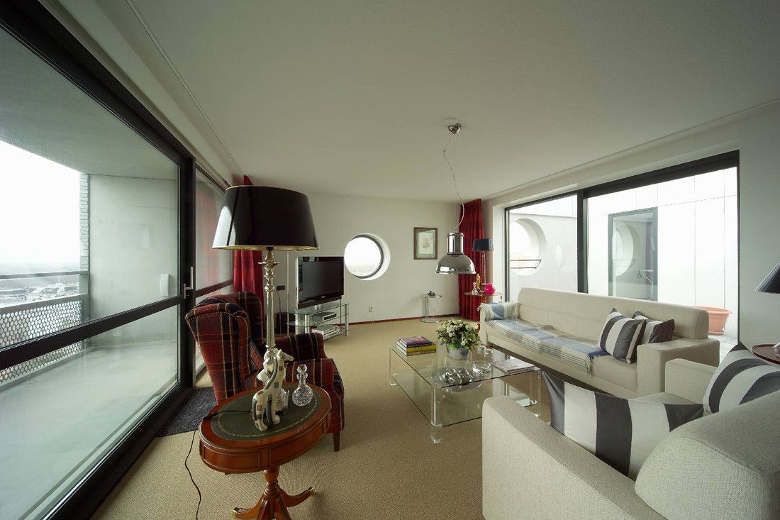 荷兰 Groningen 市 De Rokade 住宅大楼——老年公寓与护理院的巧妙融合-9