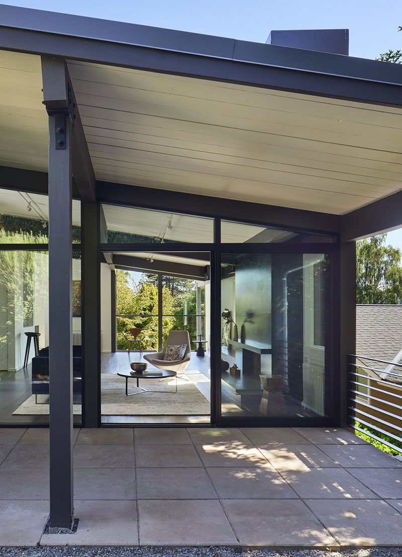 Seattle 老宅的现代风格变身-10